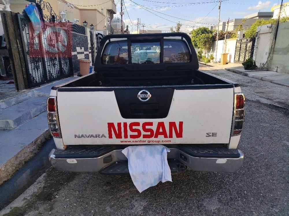 نيسان نافارا